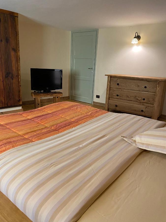 Profumo Di Legno Apartamento Aosta Exterior foto