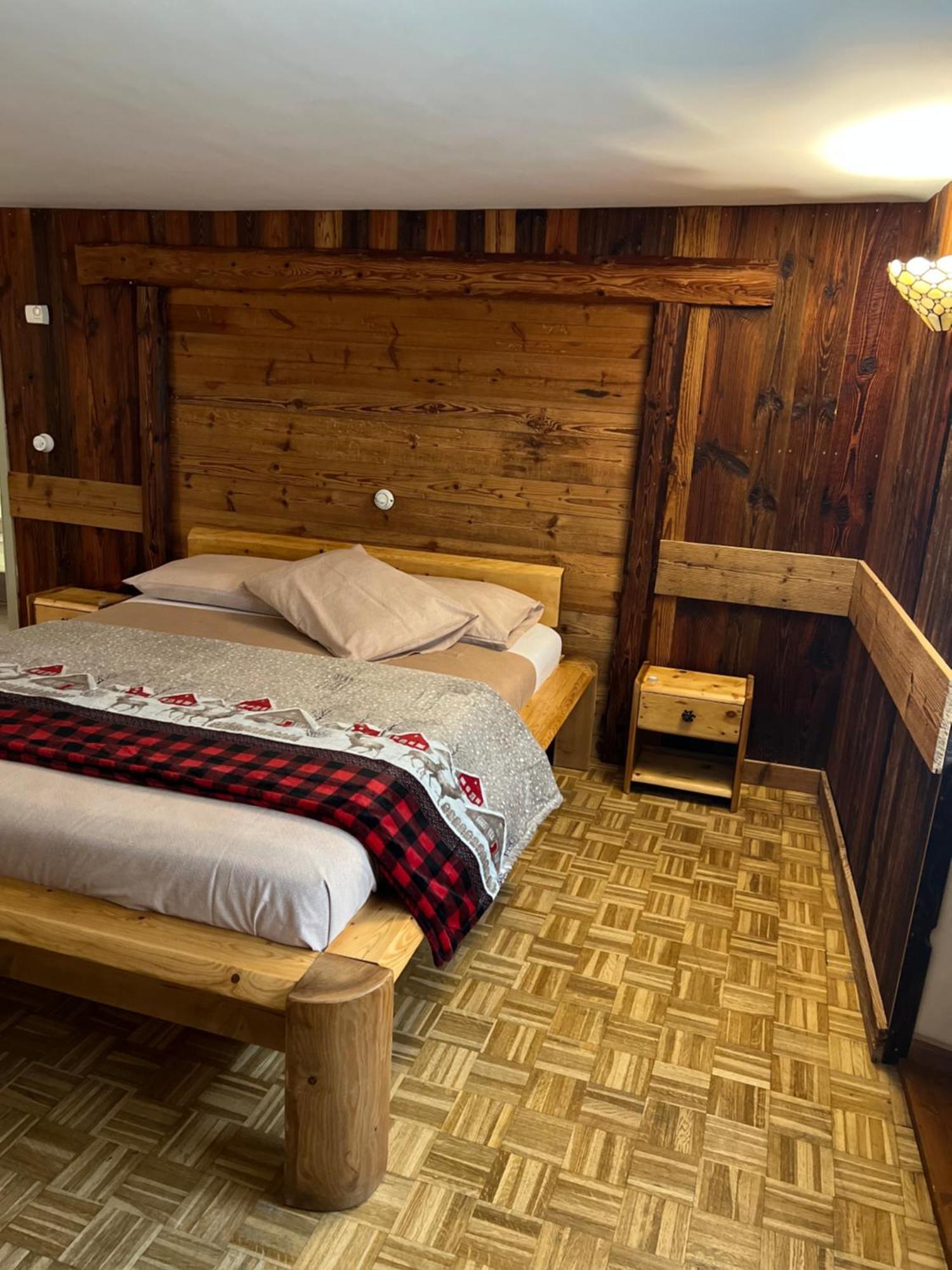 Profumo Di Legno Apartamento Aosta Exterior foto