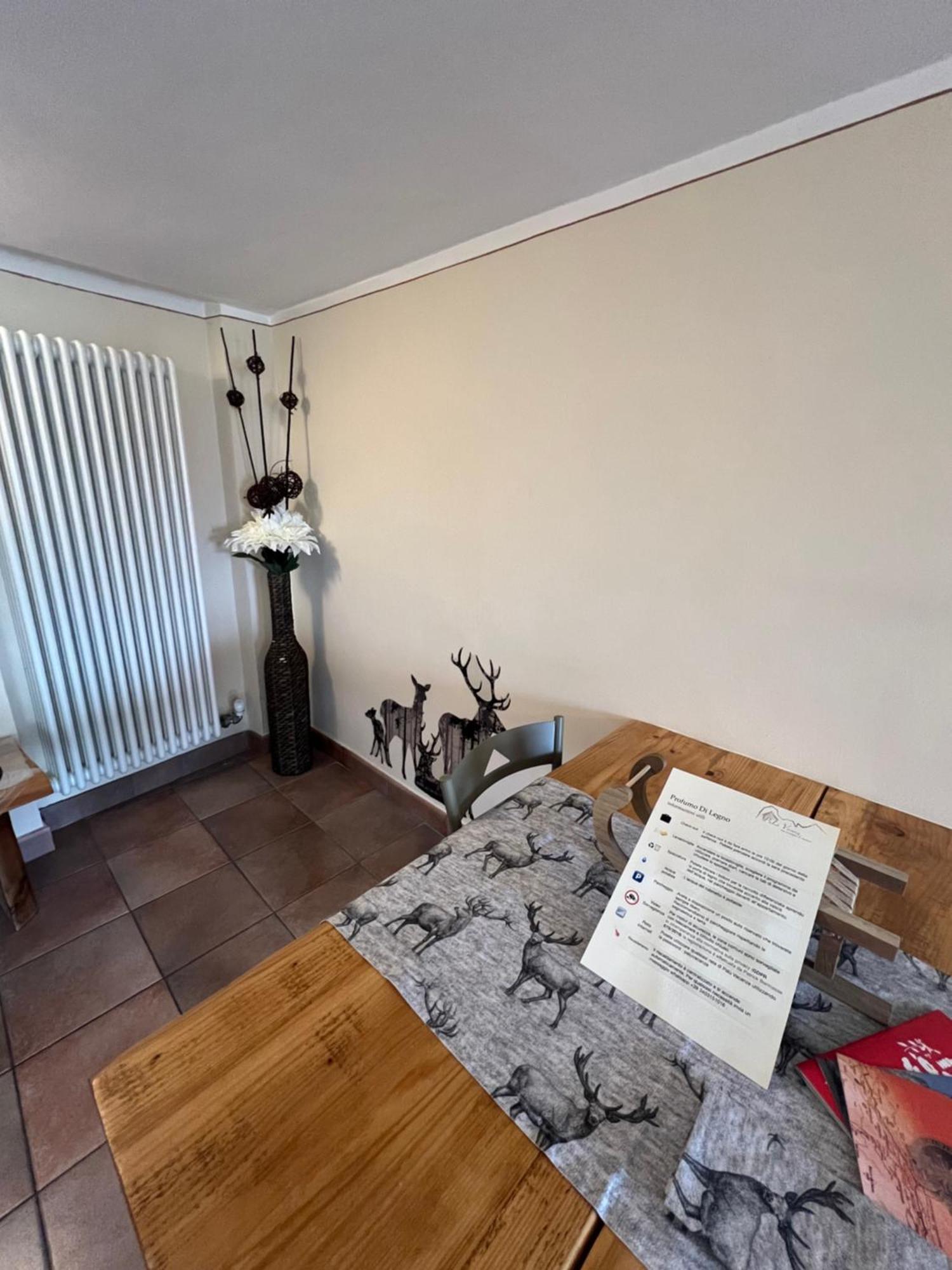 Profumo Di Legno Apartamento Aosta Exterior foto